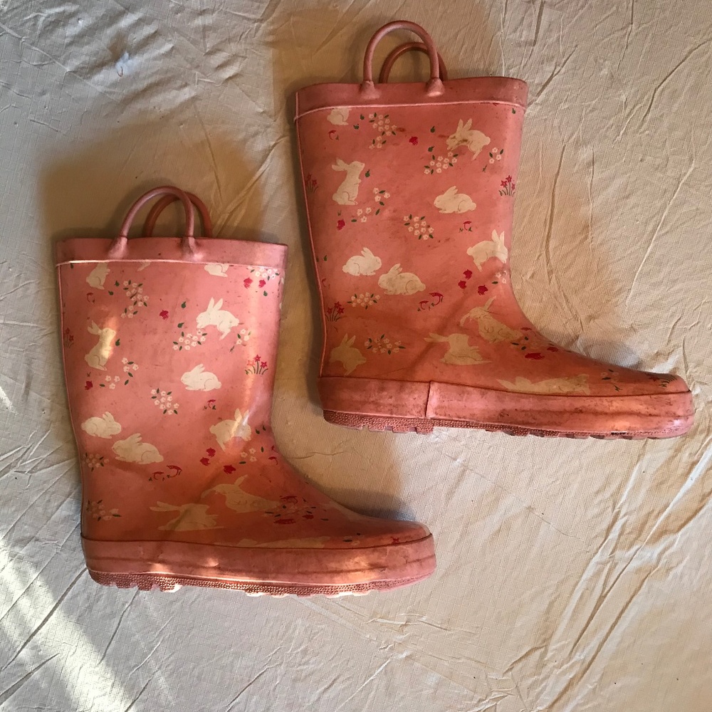 Kids rain boots size 1